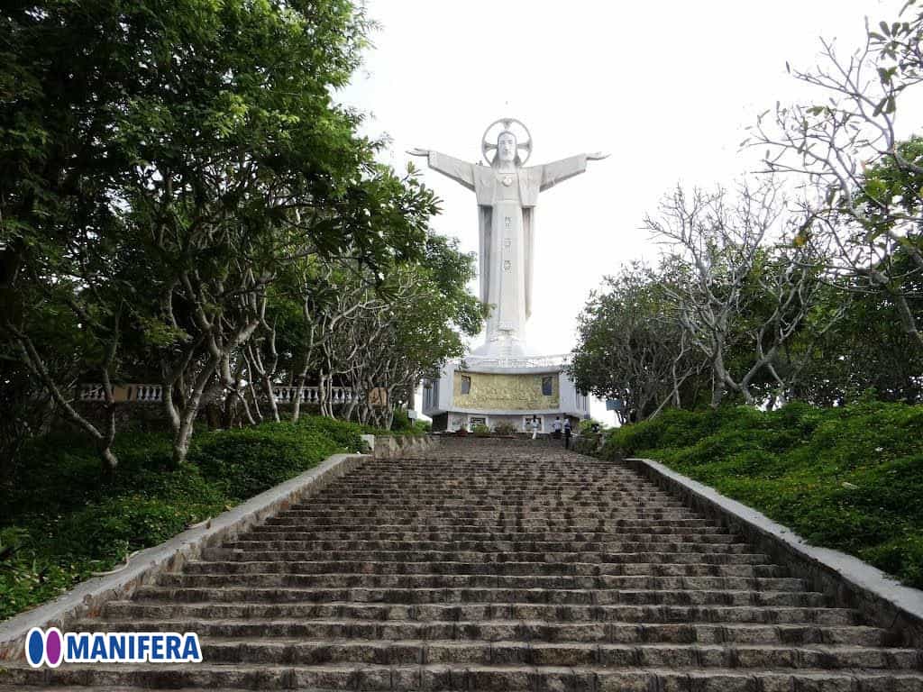 Manifera Company Trip 2020 - Vung Tau City - Visit Christ Statue 1